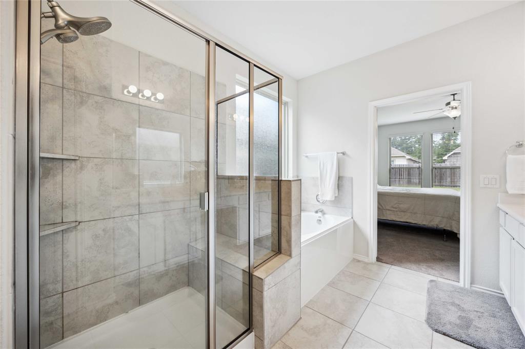 2909 Fox Ledge Court, Conroe, Texas image 16