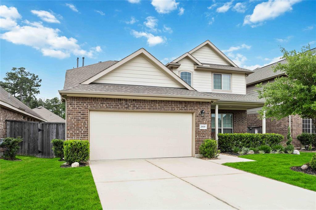 2909 Fox Ledge Court, Conroe, Texas image 2