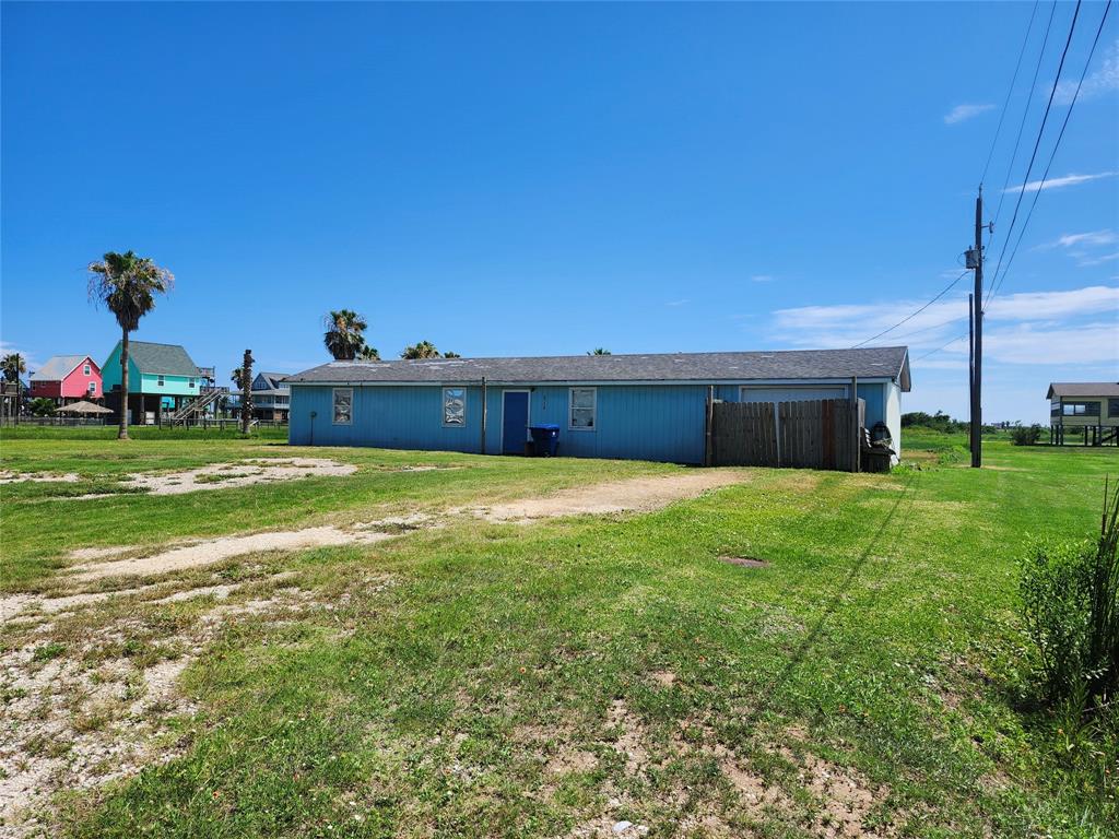 515 Thunder Road, Surfside Beach, Texas image 3