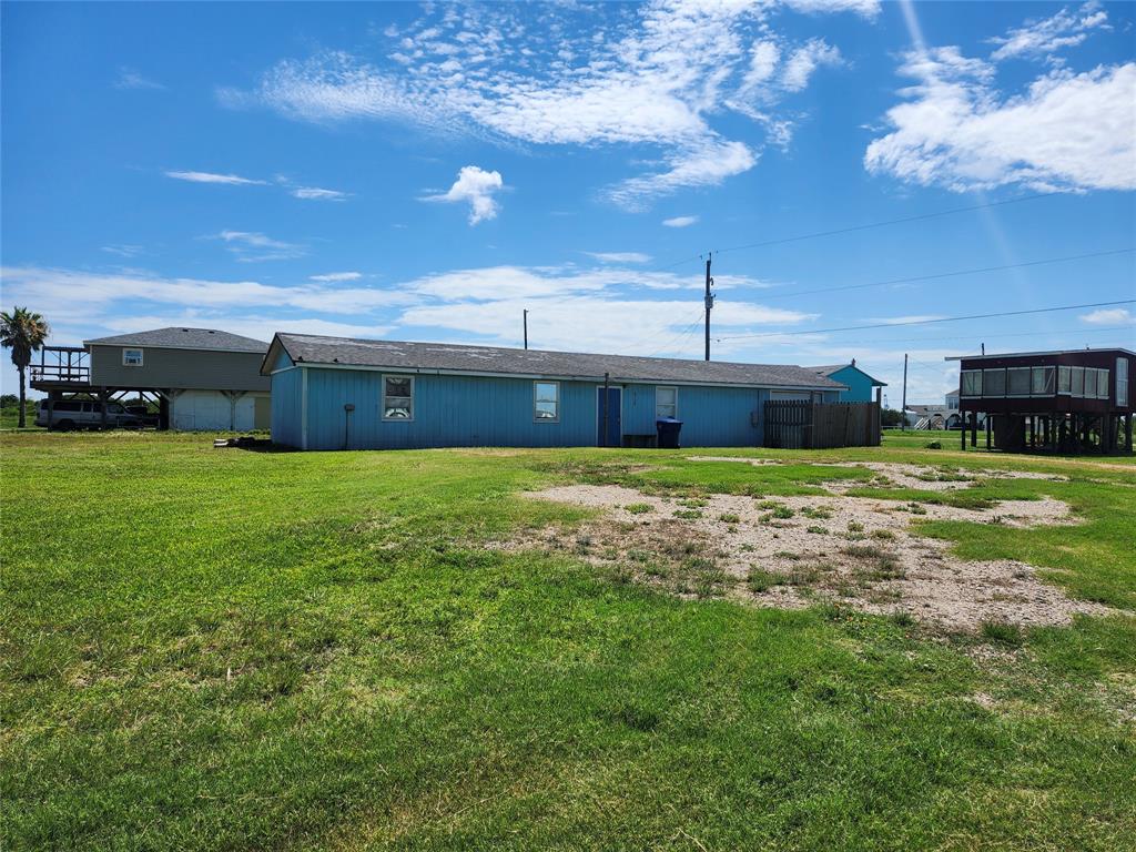 515 Thunder Road, Surfside Beach, Texas image 1