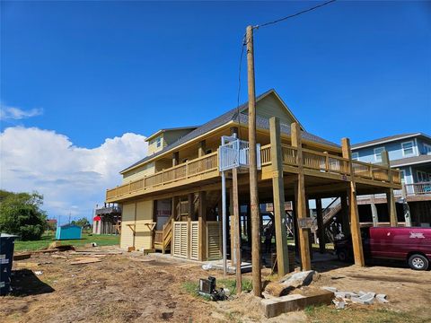 A home in Crystal Beach