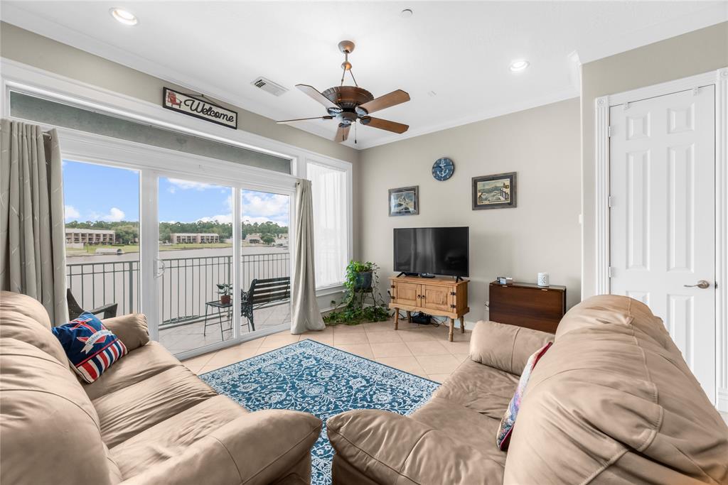 168 Lake Point Boulevard #A204, Conroe, Texas image 12