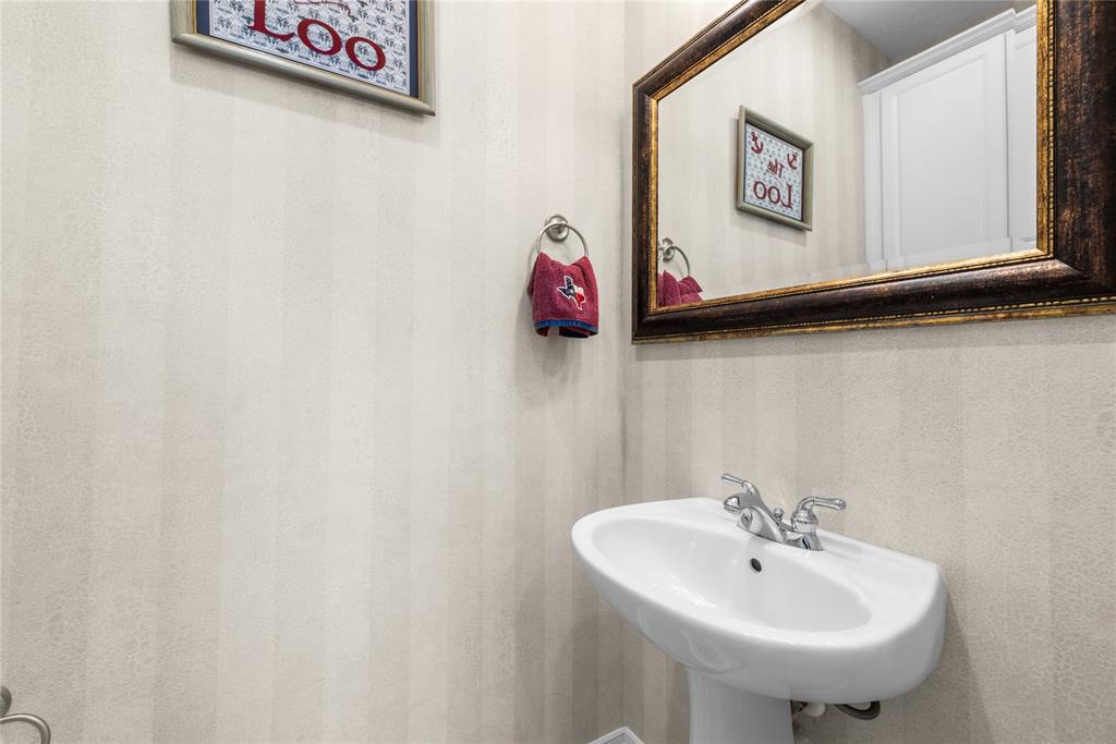 168 Lake Point Boulevard #A204, Conroe, Texas image 14