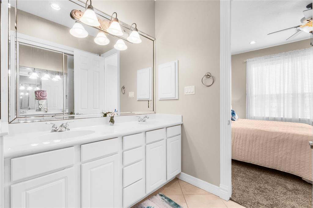 168 Lake Point Boulevard #A204, Conroe, Texas image 19
