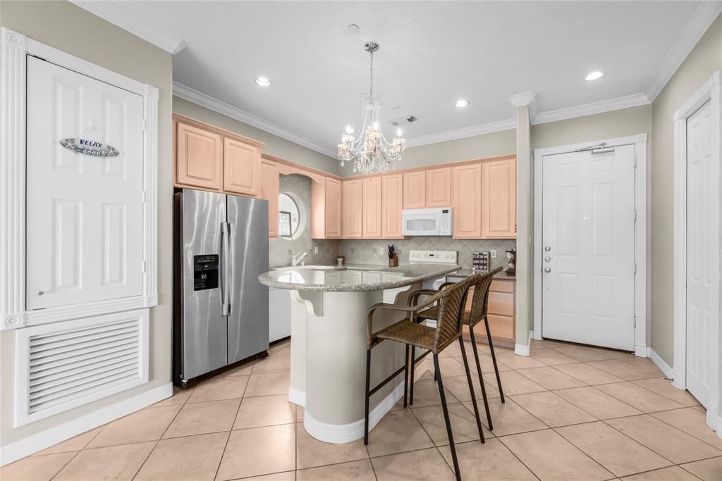 168 Lake Point Boulevard A204