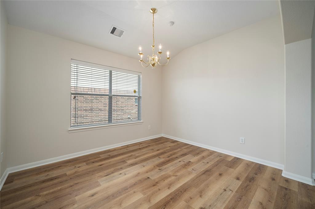 1230 Shirleen Drive, Stafford, Texas image 15