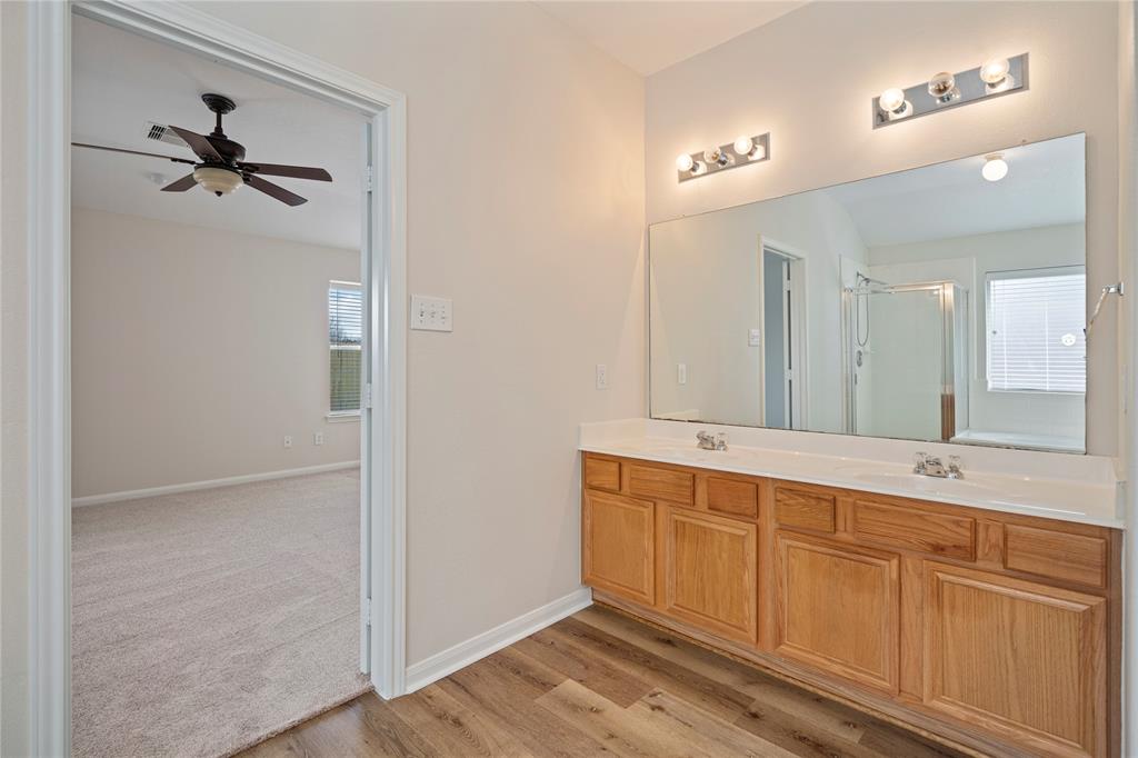 1230 Shirleen Drive, Stafford, Texas image 26