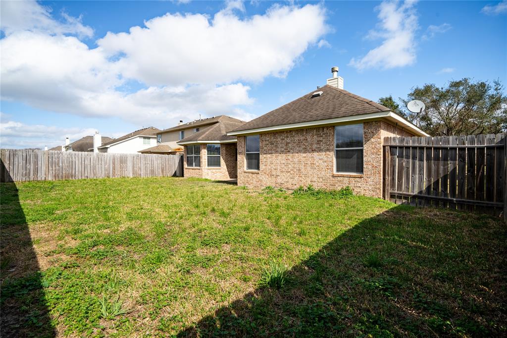1230 Shirleen Drive, Stafford, Texas image 39