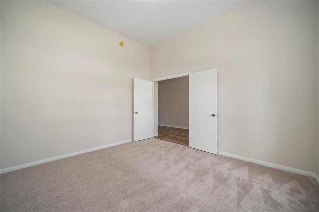 1230 Shirleen Drive, Stafford, Texas image 22