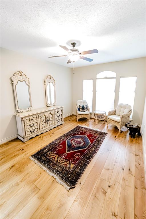 7 New Oak Trail, Humble, Texas image 34