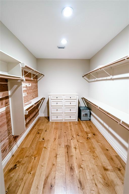 7 New Oak Trail, Humble, Texas image 25