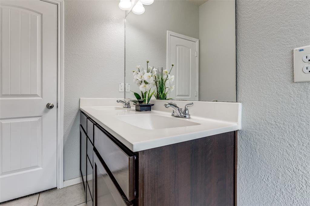 619 Palo Alto Court, Rosharon, Texas image 10