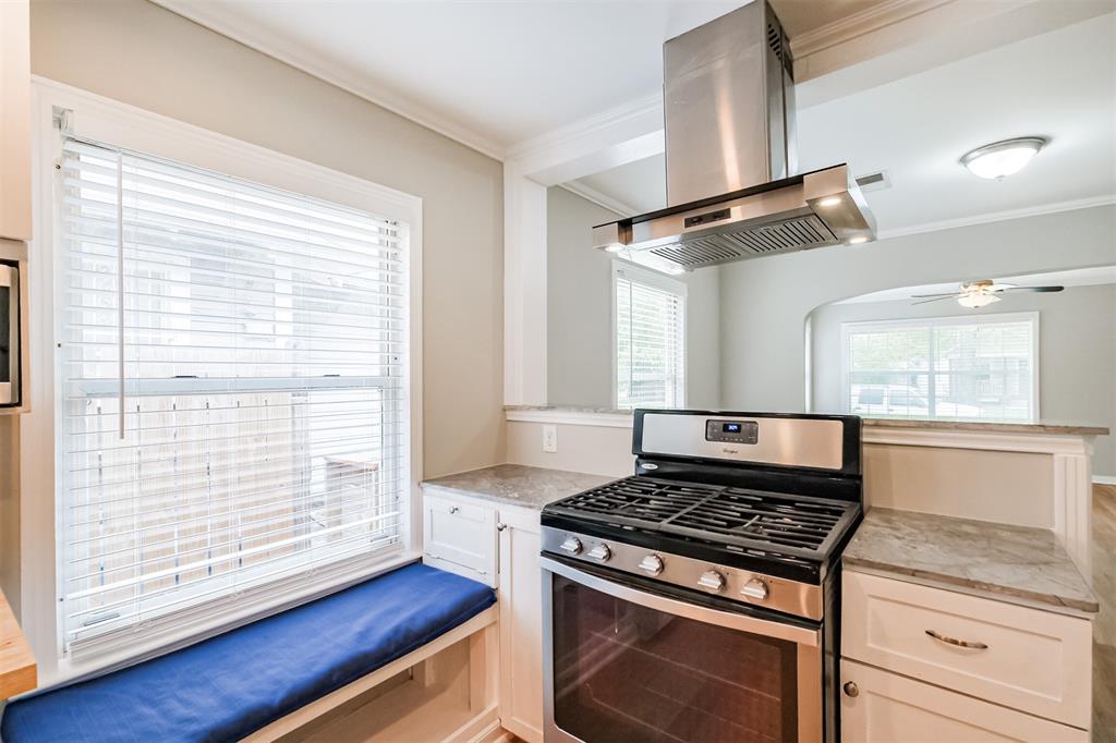 1009 Tabor Street, Houston, Texas image 14