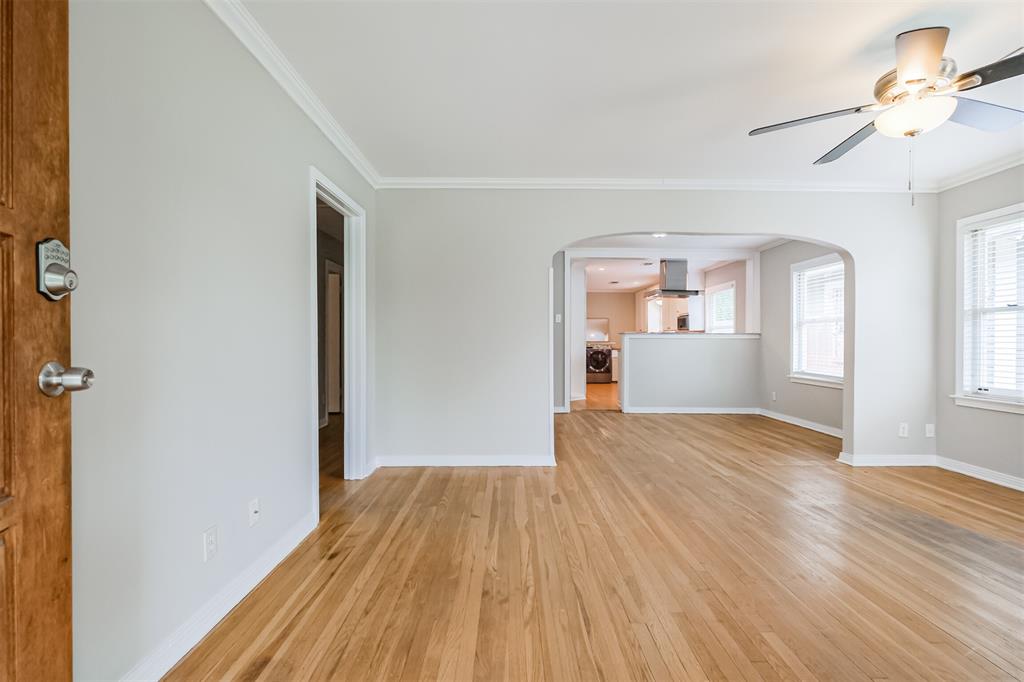 1009 Tabor Street, Houston, Texas image 5