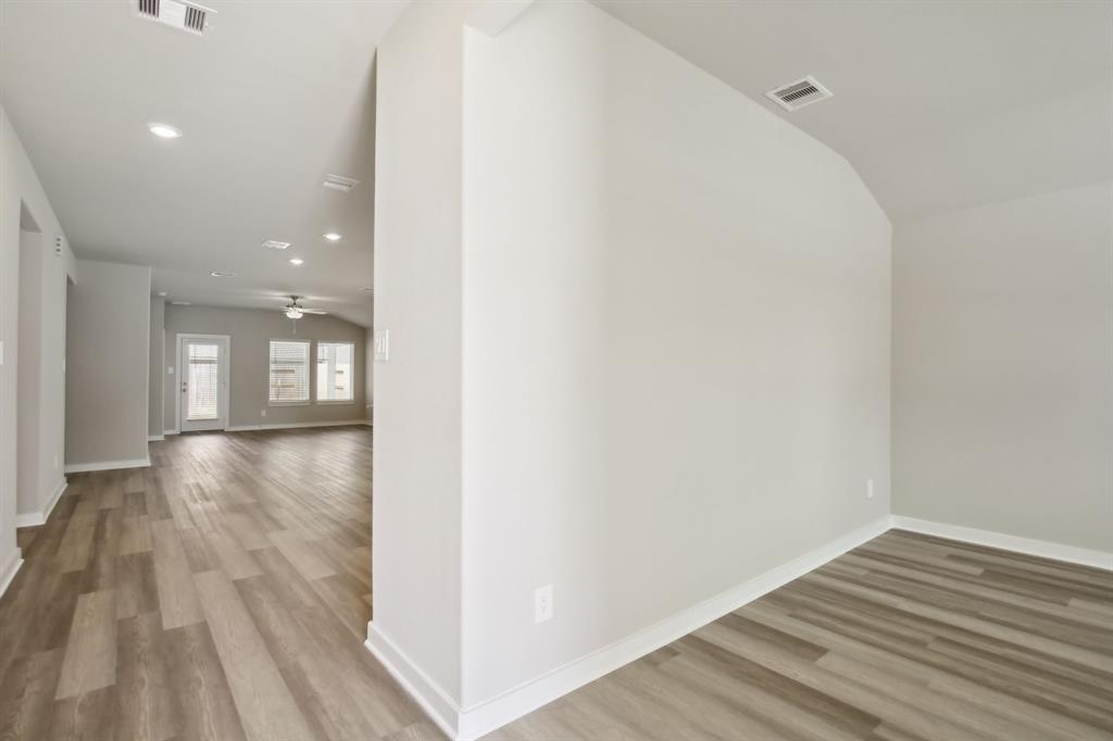 1492 Waggoner Ranch Trail, Conroe, Texas image 9