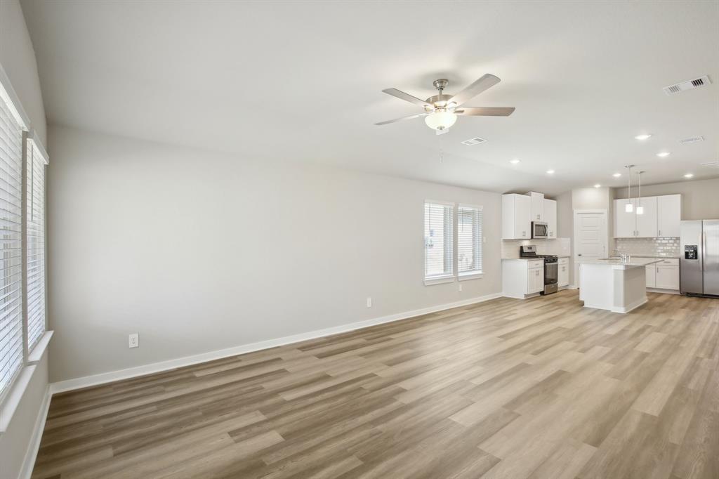 1492 Waggoner Ranch Trail, Conroe, Texas image 7