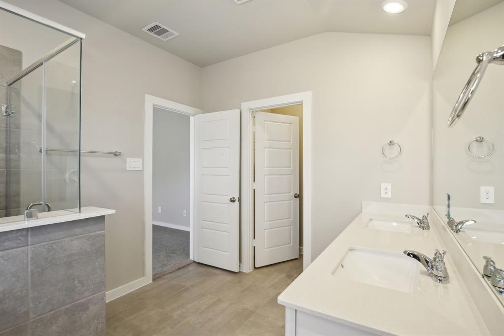 1492 Waggoner Ranch Trail, Conroe, Texas image 34