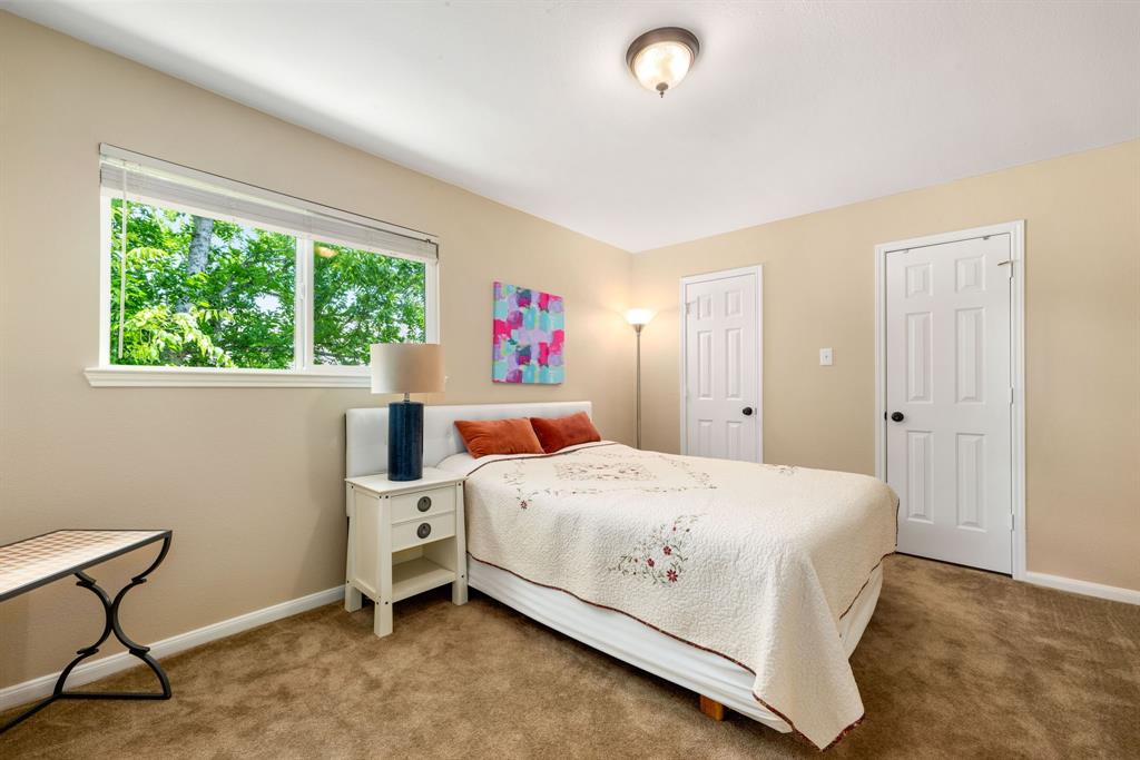 3319 Coastwood Lane, Pearland, Texas image 18