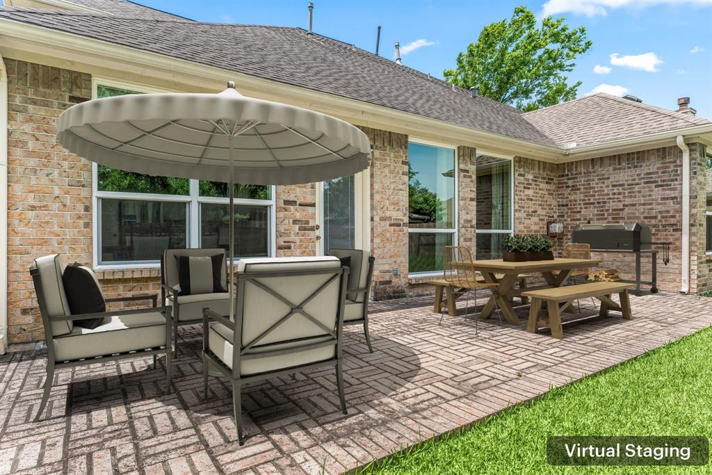 3319 Coastwood Lane, Pearland, Texas image 23