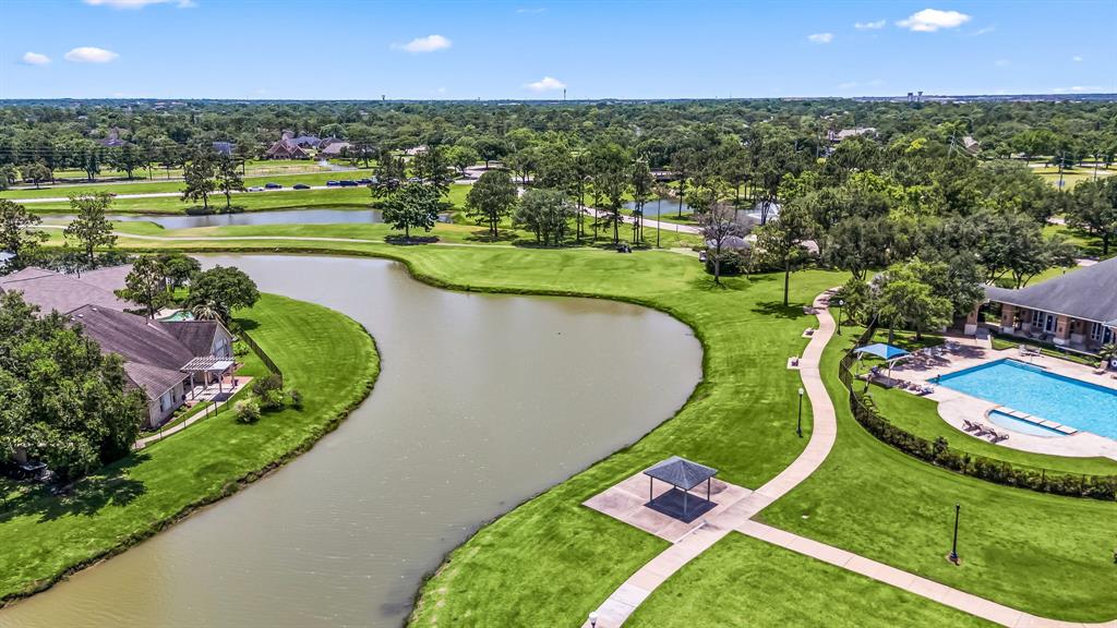 3319 Coastwood Lane, Pearland, Texas image 31