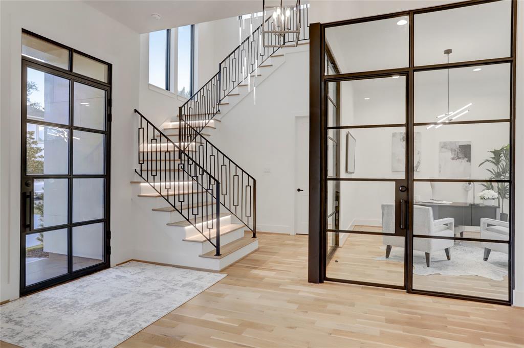 2702 Westgrove Lane, Houston, Texas image 6