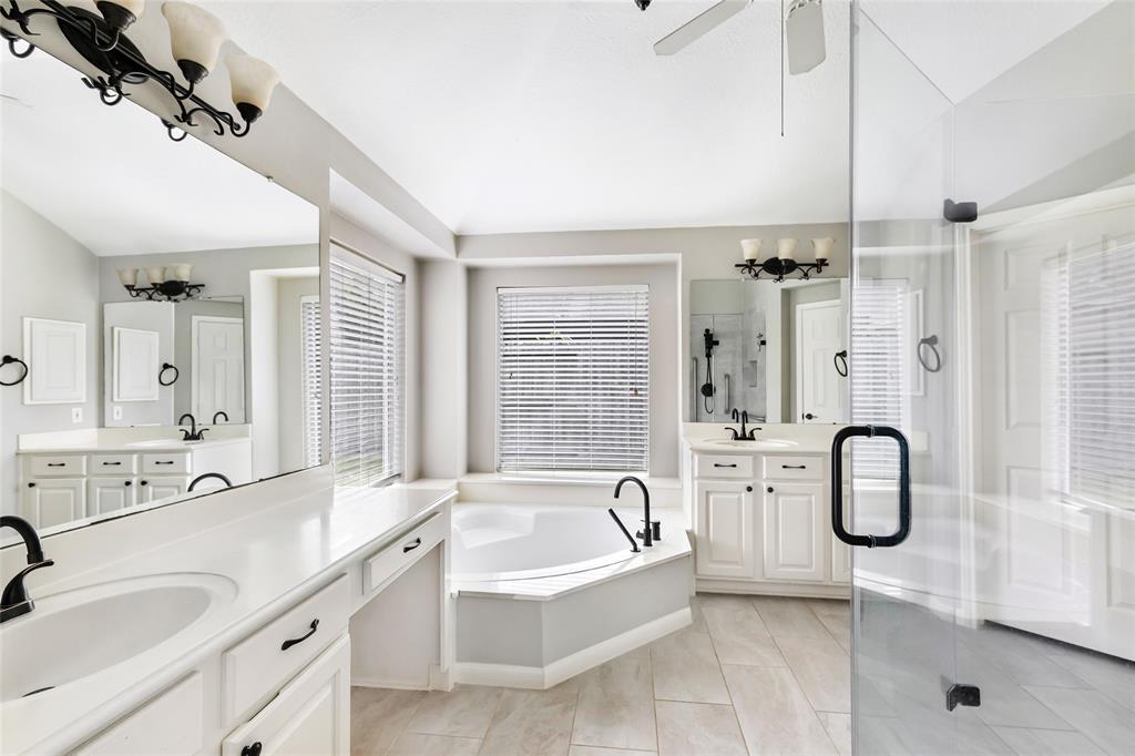20914 Kings Clover Court, Humble, Texas image 25