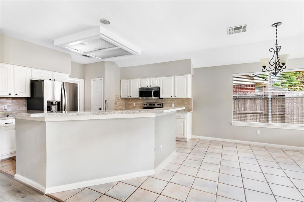 20914 Kings Clover Court, Humble, Texas image 10