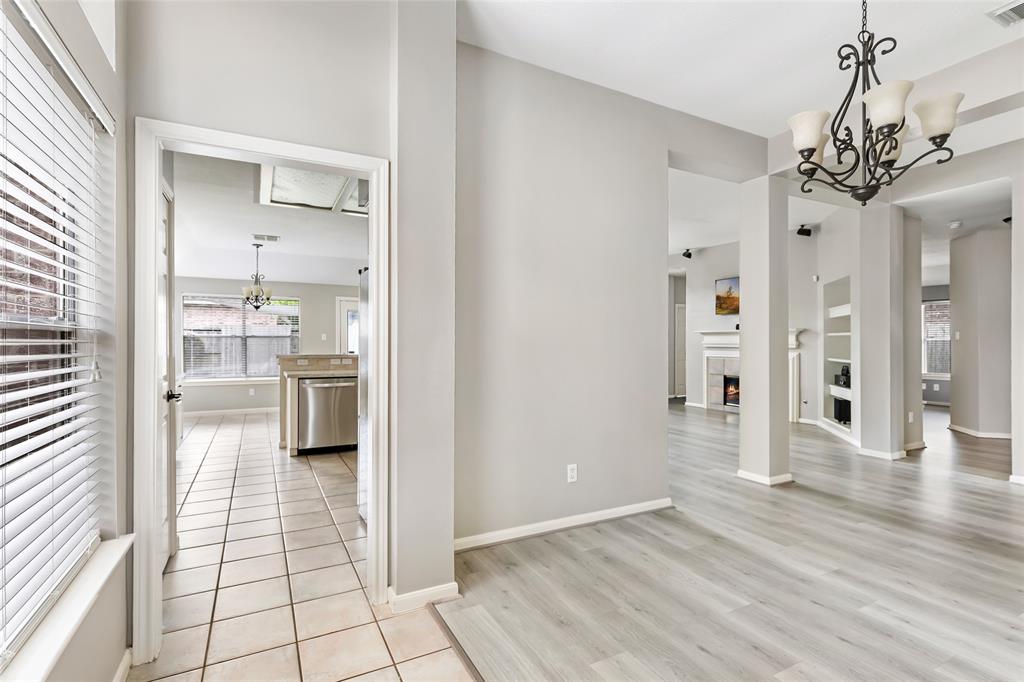 20914 Kings Clover Court, Humble, Texas image 6