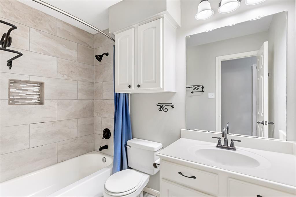 20914 Kings Clover Court, Humble, Texas image 16
