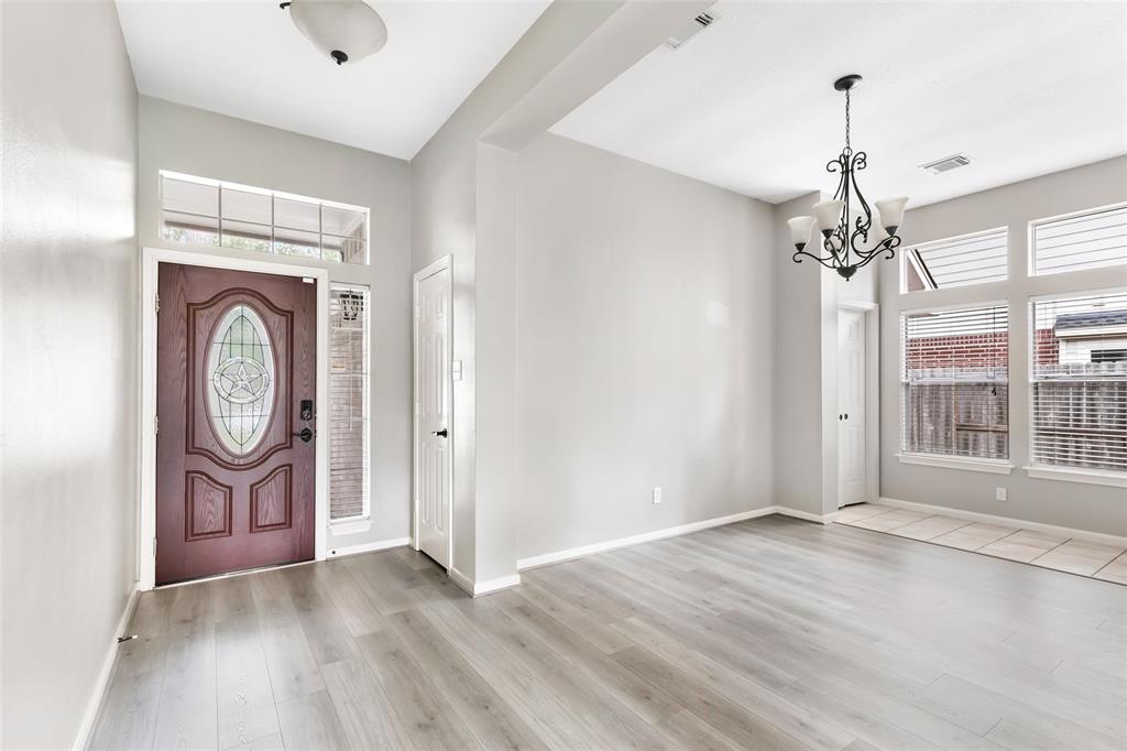 20914 Kings Clover Court, Humble, Texas image 4