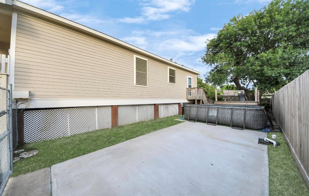 5323 Menard Avenue, Galveston, Texas image 36