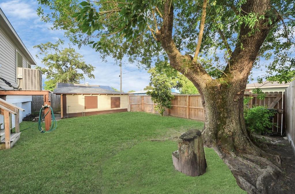 5323 Menard Avenue, Galveston, Texas image 31