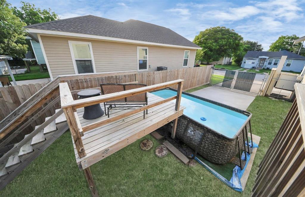 5323 Menard Avenue, Galveston, Texas image 28