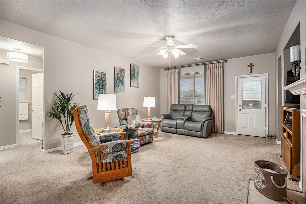 235 River Basin Lane, League City, Texas image 4