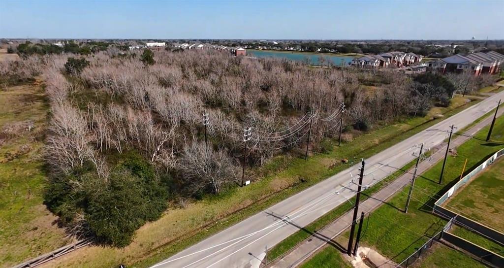 Fite Road, Pearland, Texas image 7