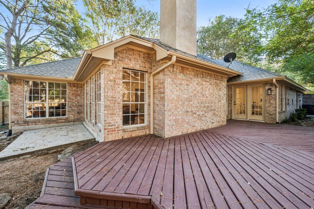 66 Vista Cove Drive, The Woodlands, Texas image 43