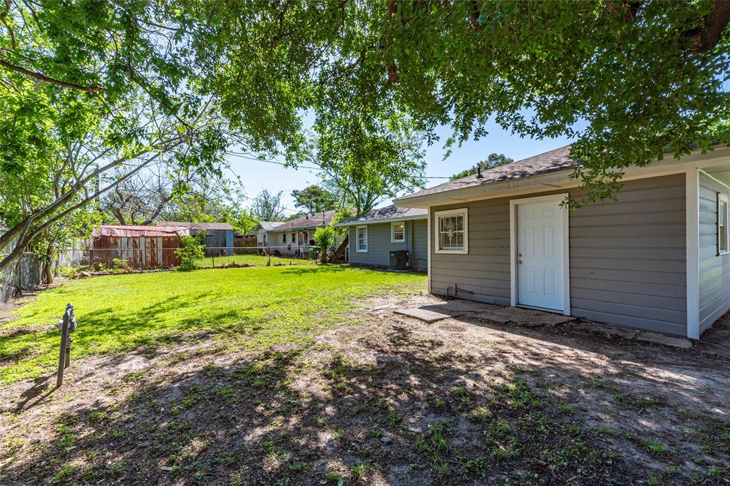 2910 Vance Avenue, Texas City, Texas image 27