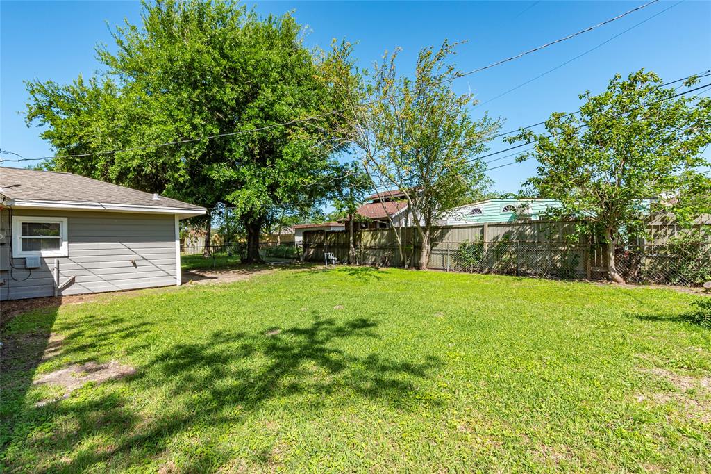 2910 Vance Avenue, Texas City, Texas image 26