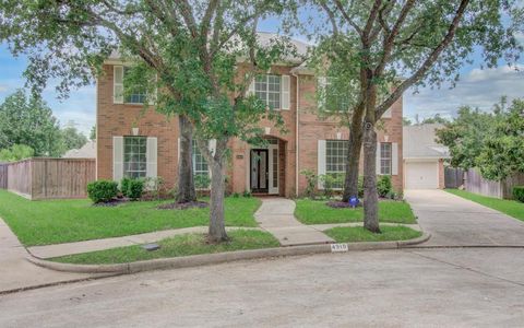 Single Family Residence in Sugar Land TX 4910 Oyster Loop Court.jpg