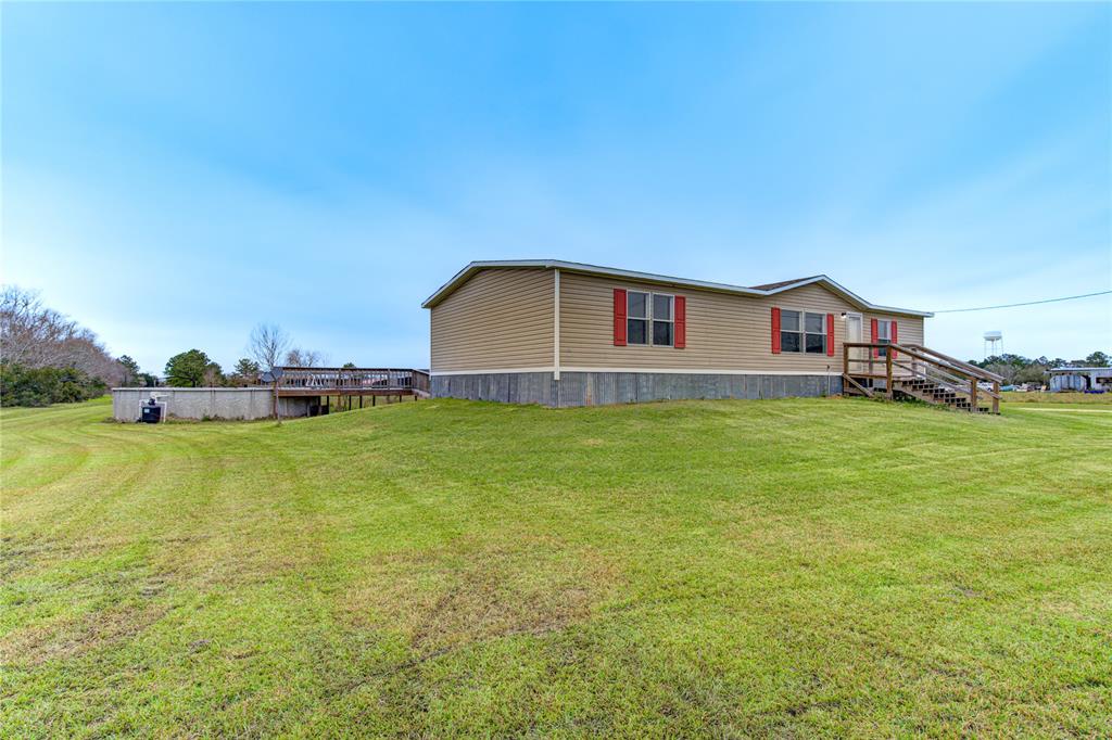 300 Oak Island Box Site Road, Anahuac, Texas image 3