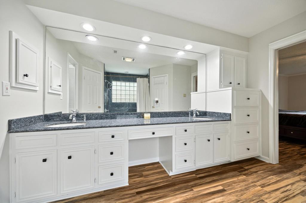 2317 Green Tee Drive, Pearland, Texas image 22