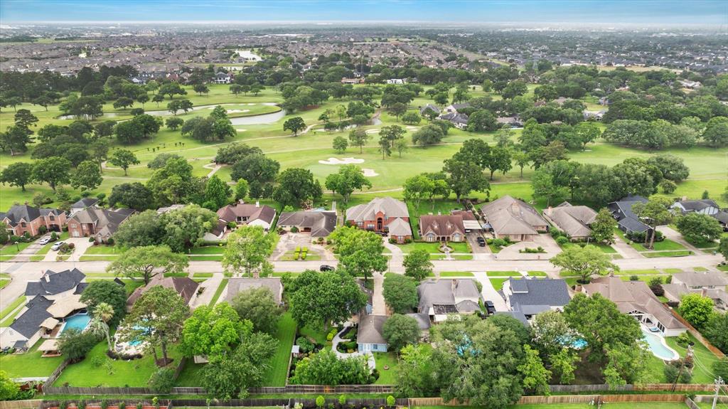 2317 Green Tee Drive, Pearland, Texas image 45