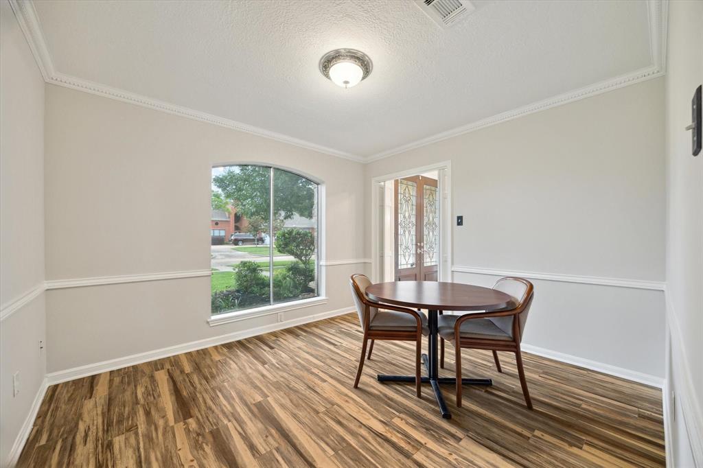 2317 Green Tee Drive, Pearland, Texas image 4
