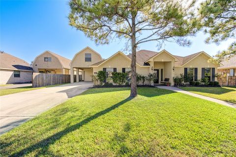 A home in League City