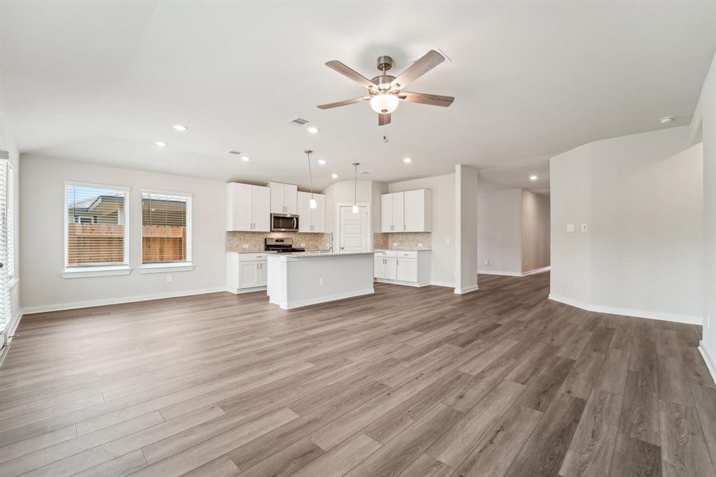 7738 Beaufort Lane, Baytown, Texas image 13
