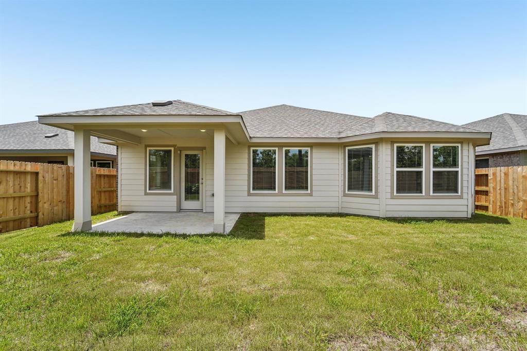 7738 Beaufort Lane, Baytown, Texas image 46