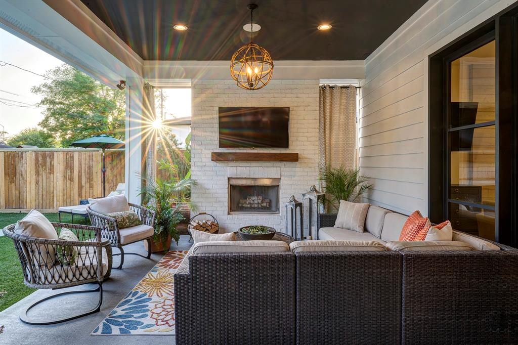 1229 Kinley Lane, Houston, Texas image 37
