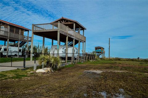  in Gilchrist TX 1150 Yacht Basin 2.jpg