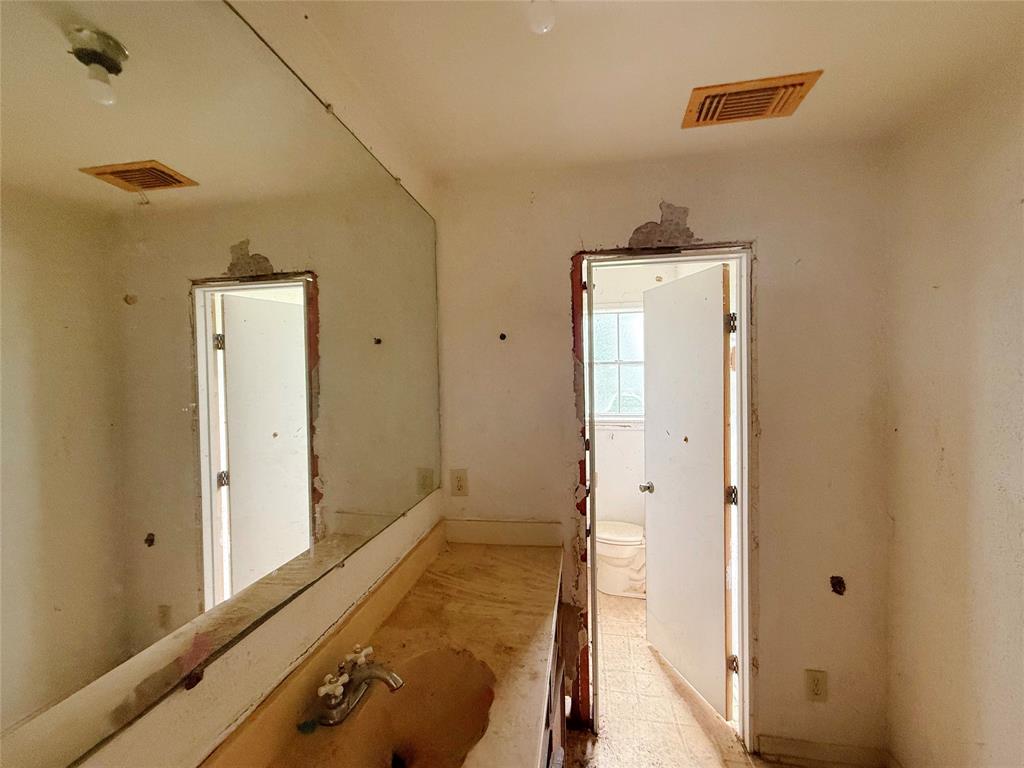 40736 Jozwiak Lane, Hempstead, Texas image 11