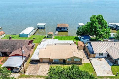 A home in Point Blank
